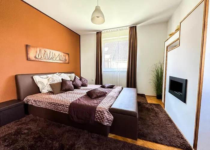 Aranyeso Apartmanhazak No.1
