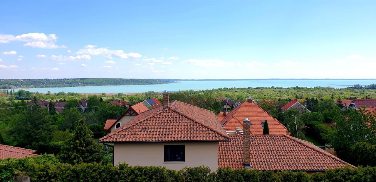 Apartment Aranyeso Apartmanhazak No.1 Balatonalmádi